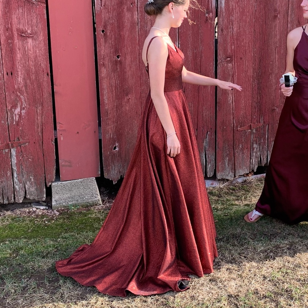 Sparkly prom Dress - Picture 4 of 7